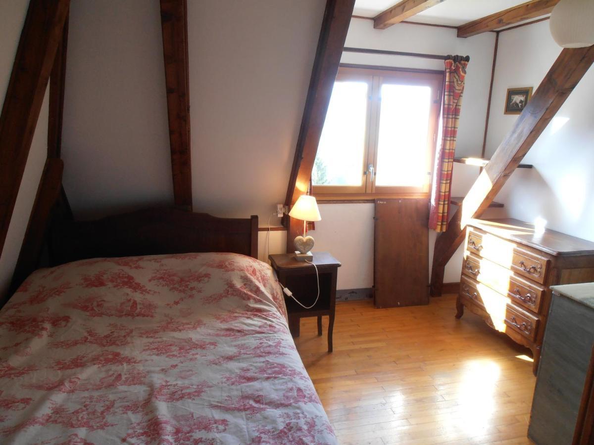 Chalet Avec Vue Panoramique Sur Le Plomb Du Cantal Villa Saint-Jacques-des-Blats Exteriör bild